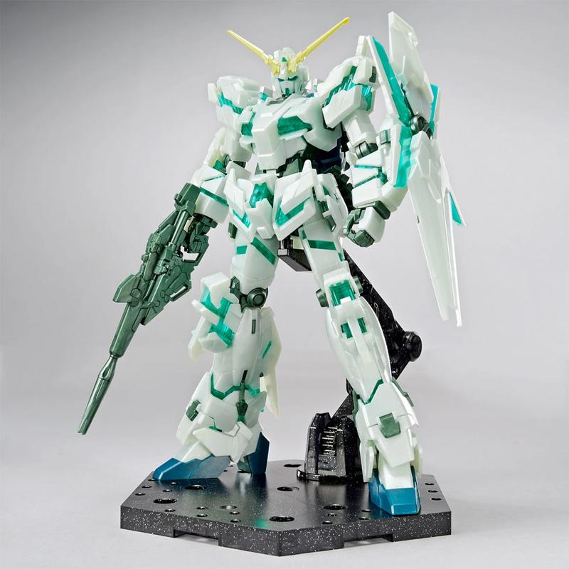 BANDAI HG 1/144 THE GUNDAM BASE LIMITED UNICORN GUNDAM LUMINOUS CRYSTAL BODY