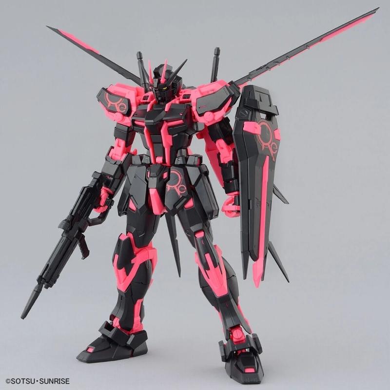 P-Bandai Exclusive MG 1/100 Eco-Pla Aile Strike Gundam Ver. RM [Recirculation Color / Neon Purple]