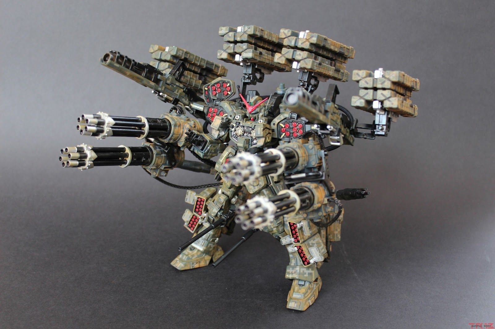 MG 1/100 Heavyarms / Heavyarm Gundam EW | Bandai gundam models kits ...
